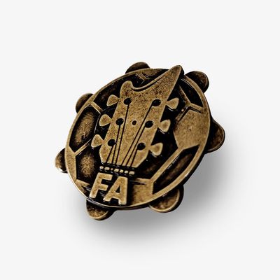 Pin Felipe Araújo - Clube do Araújo - Pandeiro Dourado