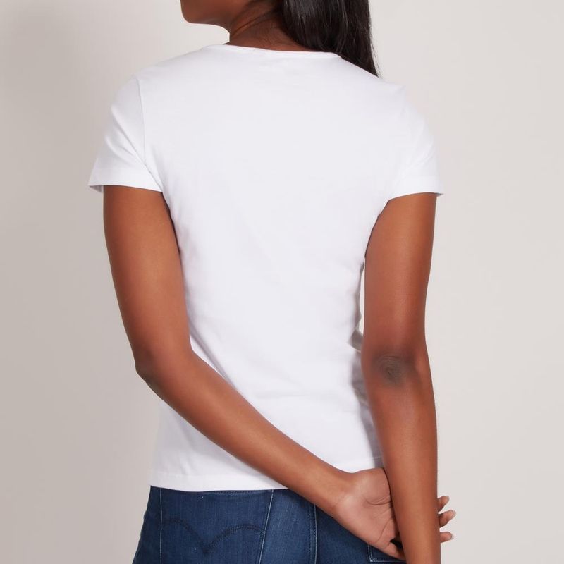 camiseta-feminina-sandy-e-junior-outono-as-quatro-estacoes-foi-considerado-um-d-00602577970337-26060257797033