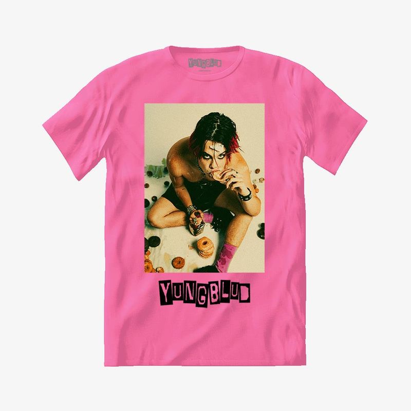camiseta-yungblud-floor-sit-donut-pink-camiseta-yungblud-floor-sit-donut-pink-00602455537195-26060245553719