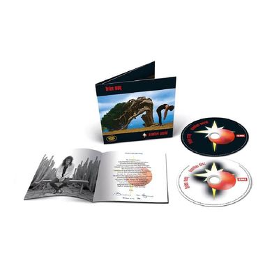 CD Brian May - Another World Deluxe (2CD Deluxe Edition) - Importado